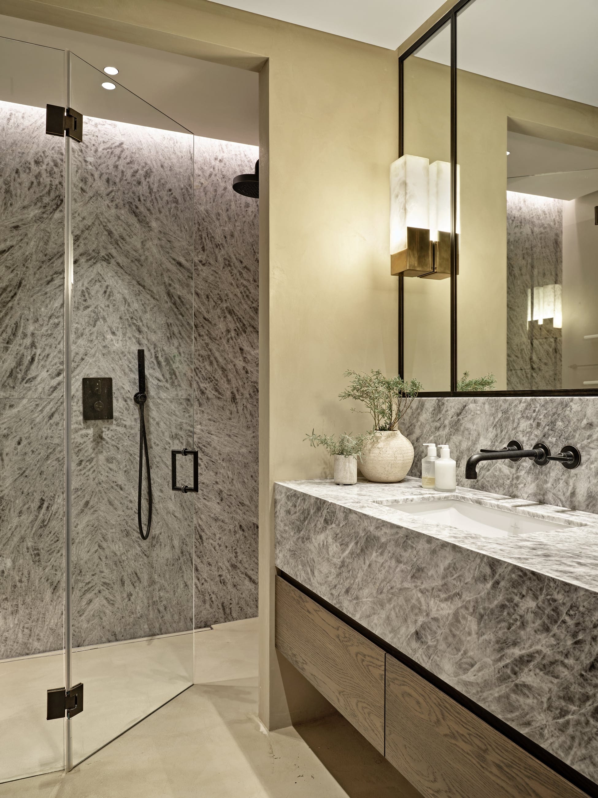 Hyde Park Apartment — interior by ALJ Studio