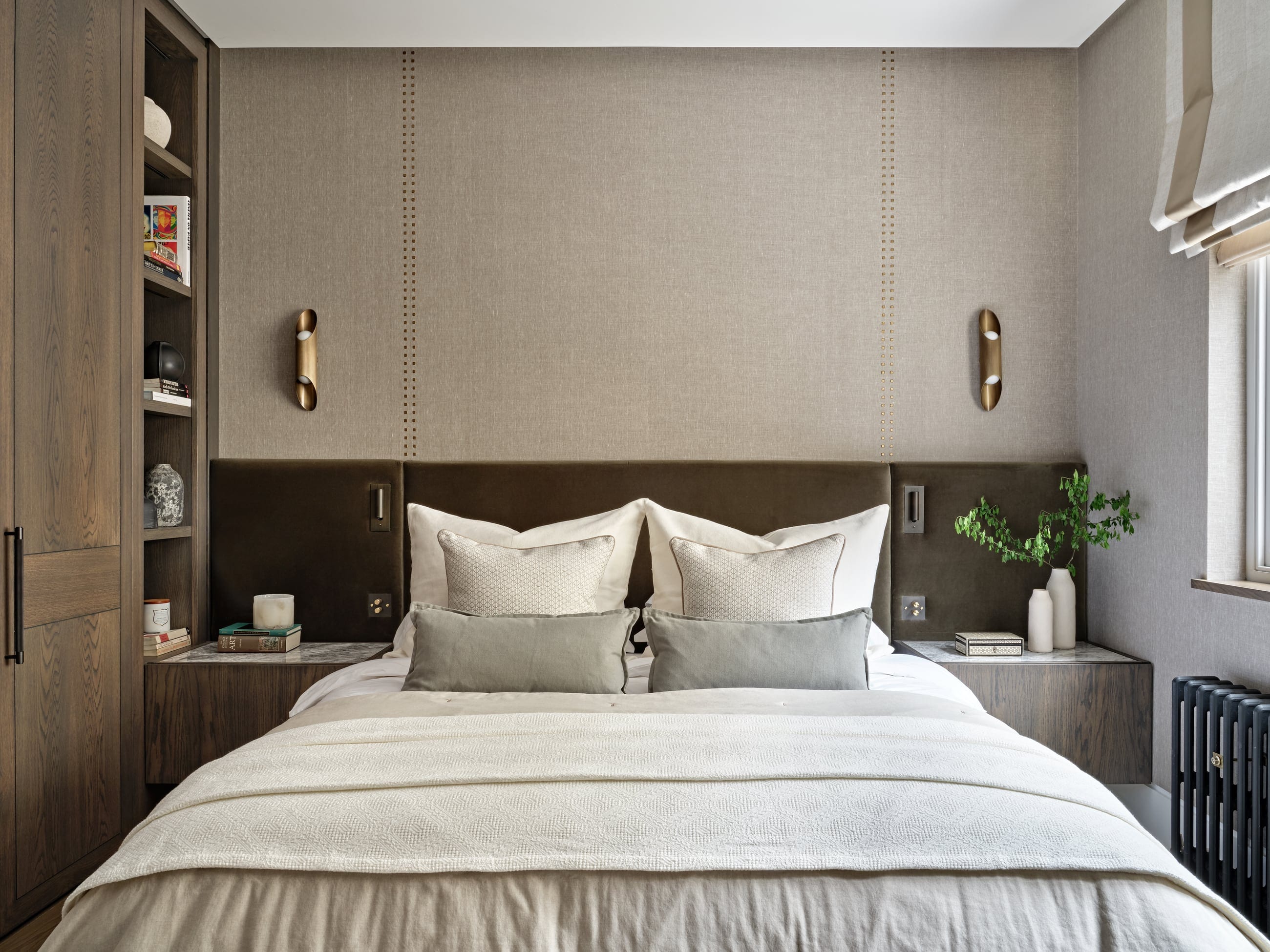 Hyde Park Apartment — interior by ALJ Studio