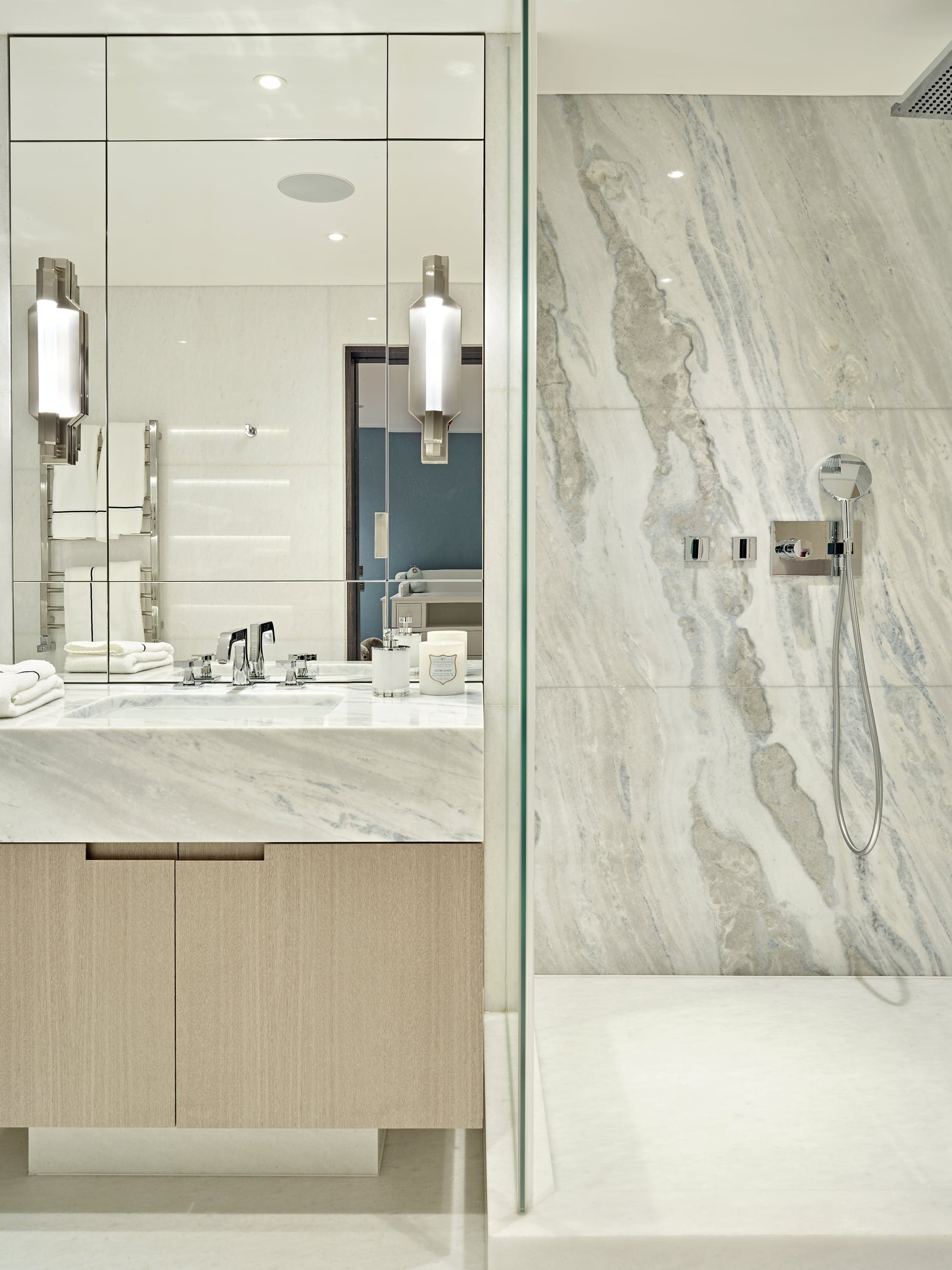 Hyde Park Penthouse — interior by ALJ Studio