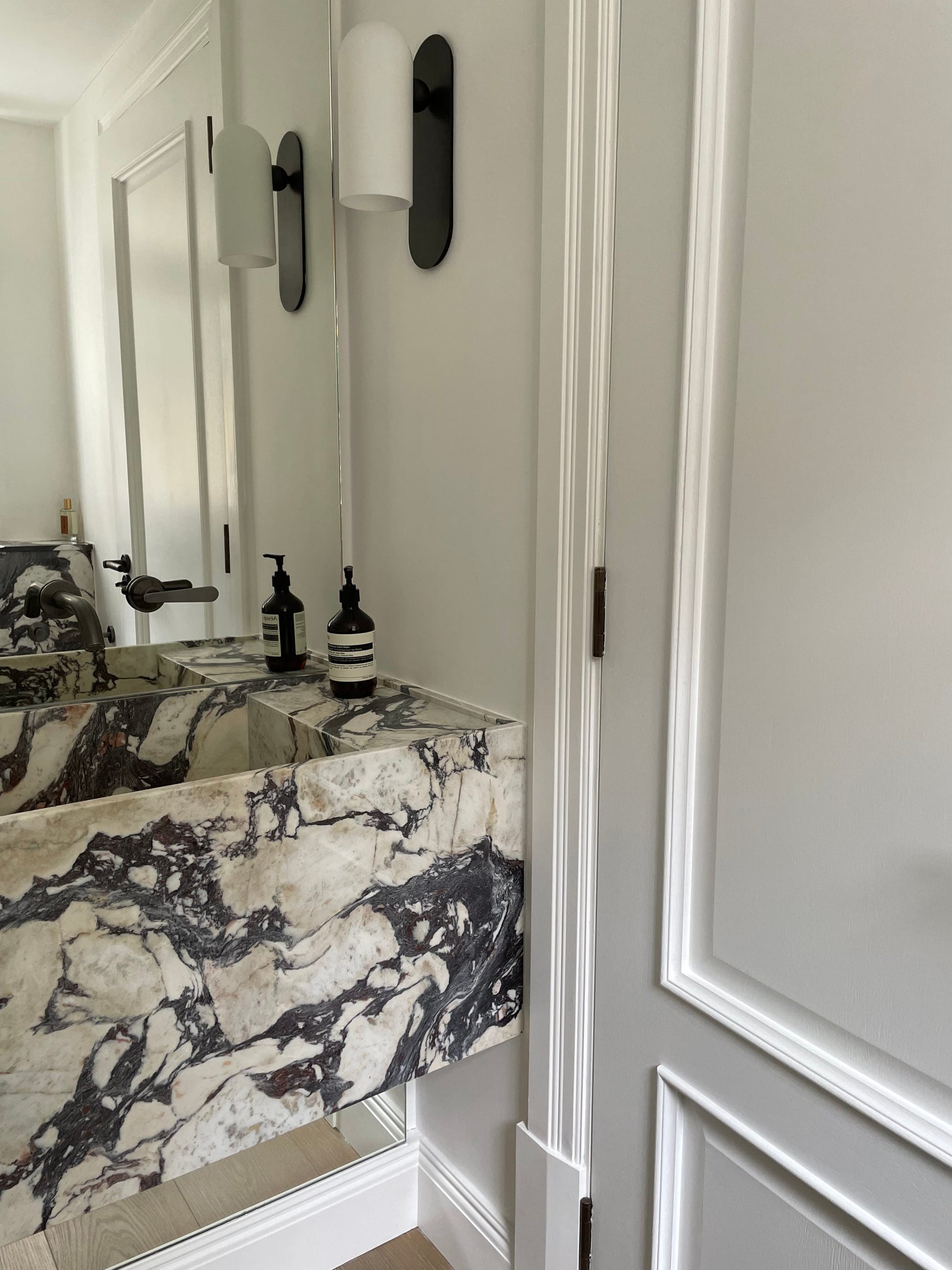 Kensington Townhouse — interior by ALJ Studio